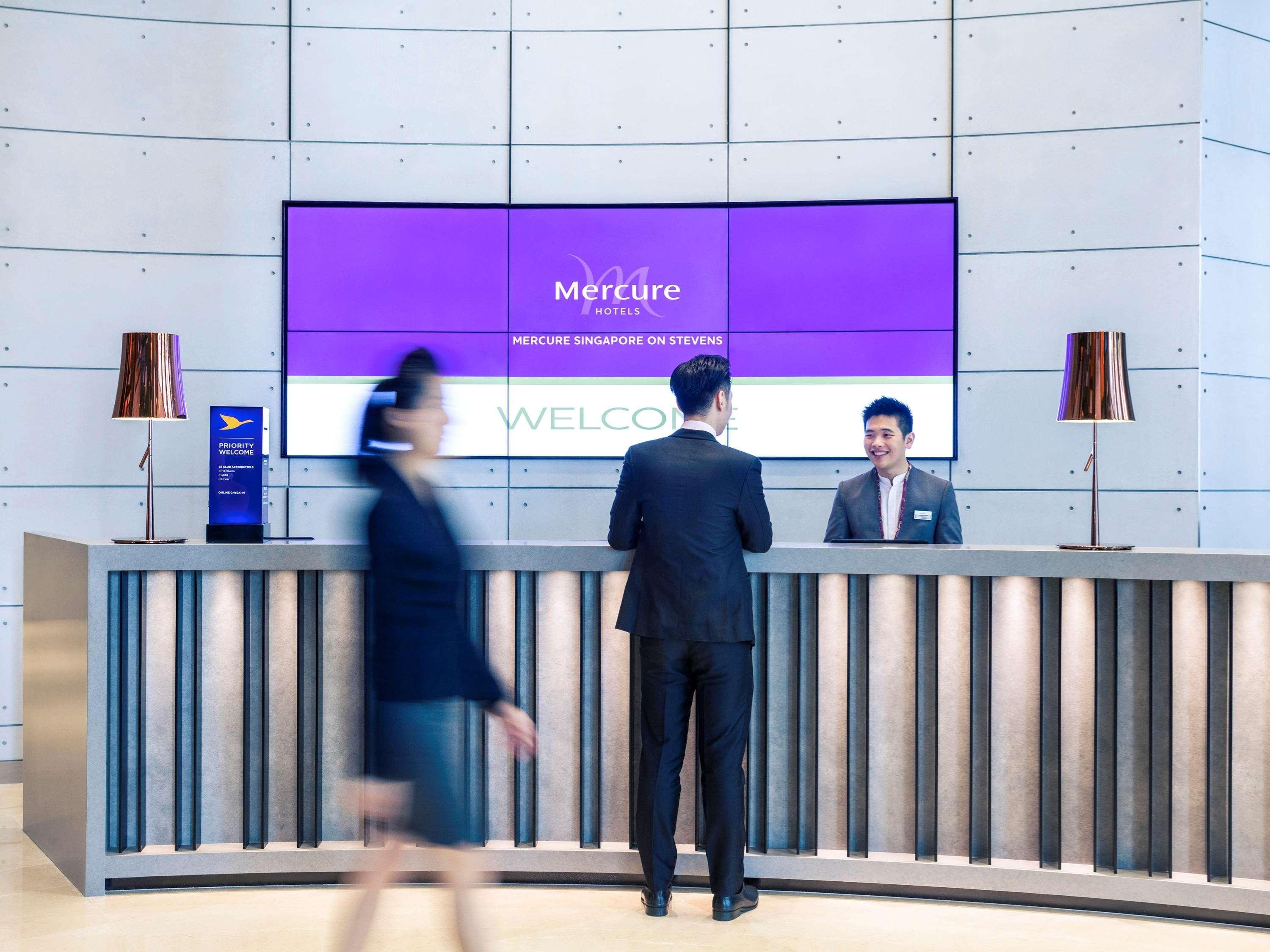 Mercure Singapore On Stevens Екстериор снимка